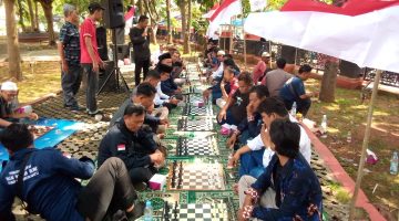 HUT RI ke-80, SMSI Indramayu Sukses Gelar Turnamen Catur Bersama Organisasi Pers se Kabupaten