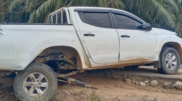 Rusak Parah, Dua Unit Kendaraan Terlibat Lakalantas di Jalan Lintas Desa Puo Raya